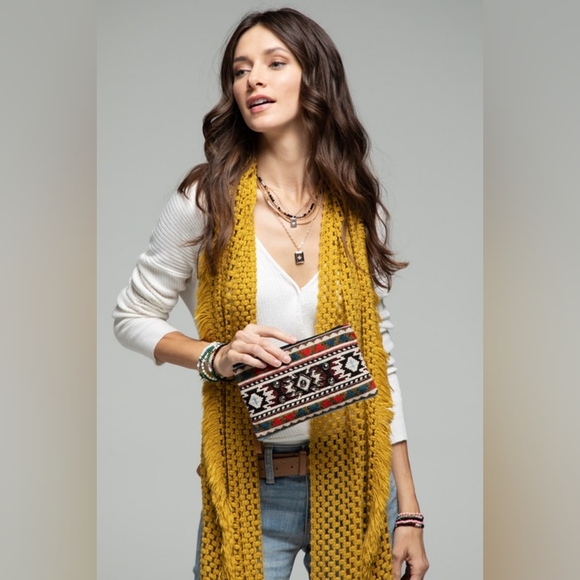 Handmade Hand Beaded Wristlet Clutch - Ethnic Inspired Design - Dyed Fine Cotton - Picture 4 of 7